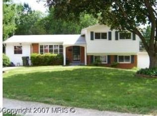 7549 Rawlings Rd, Annandale, VA 22003