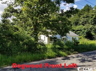 209 E Dogwood Dr, Mullins, SC 29574