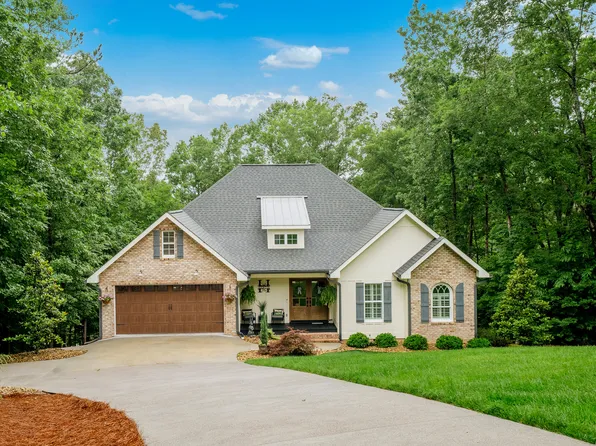 3315 Hidden Lake Rd, Dalton, GA 30721