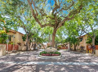 10086 SW 77th Ct, Miami, FL 33156