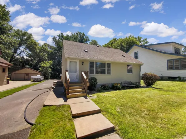 206 Winona St W, West Saint Paul, MN 55118