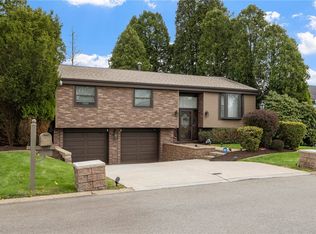 109 Brookmeade Dr, Pittsburgh, PA 15237