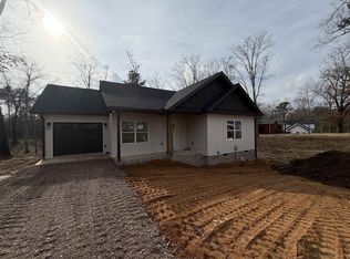 20 Fox Trot Rd, Adamsville, TN 38310