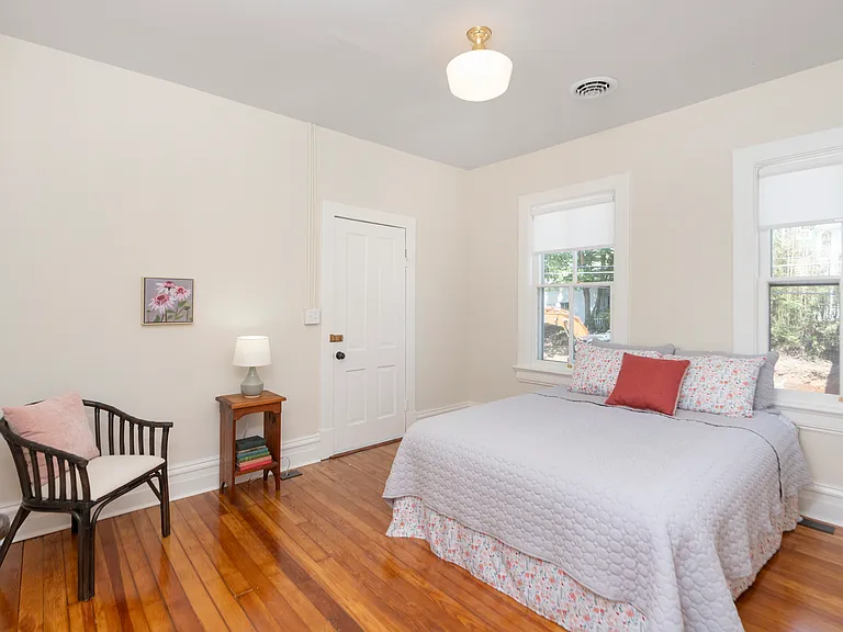 138-140 N Coalter St #140 — Photo 16