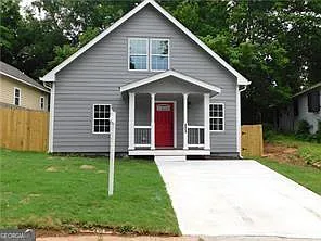 221 Stafford St NW — Photo 1