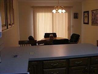 3rd image of 2730 Laverna St