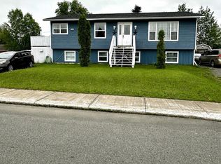 5 Snow Cres, Grand Falls Windsor, NL A2B1C8
