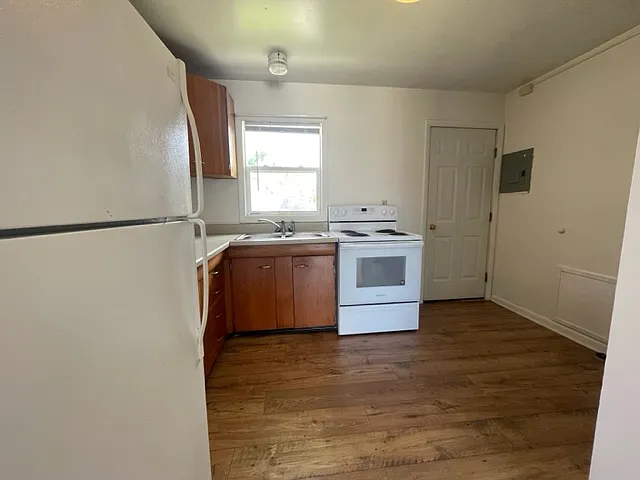 1428 Coburn Ave #1 — Photo 4