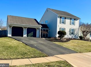 13914 Cristo Ct, Centreville, VA 20120