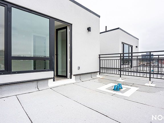 5th image of 375 Knickerbocker Ave #7