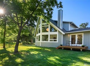 12201 SW 243rd St, Vashon, WA 98070
