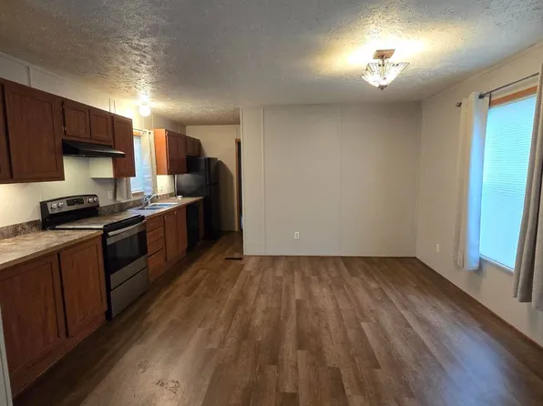 3759 Glenayre Ln #4, Oshkosh, WI 54904
