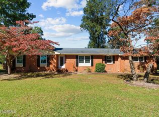 304 Pamlico Dr, Washington, NC 27889