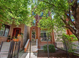 2713 W Augusta Blvd #2, Chicago, IL 60622