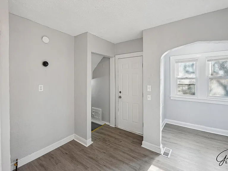 12650 Griggs St — Photo 24
