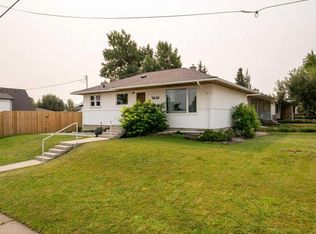690 N Florence St, Pincher Creek, AB T0K1W0