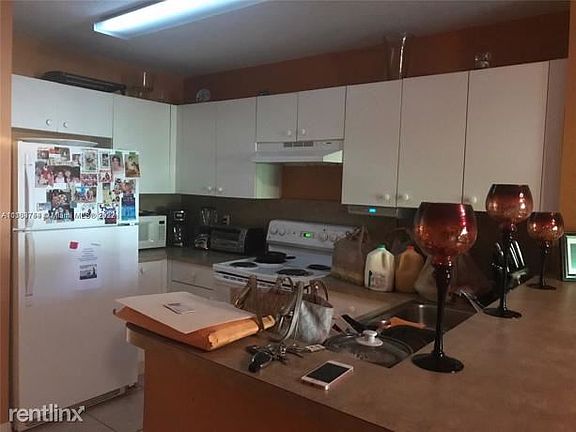 4th image of 20431 SW 93rd Ave