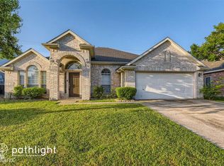 4547 Stones River Rd, Grand Prairie, TX 75052