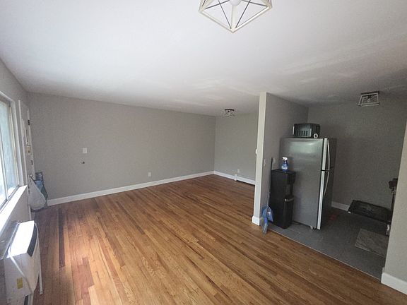 4th image of 26-28 Upper Depew Ave #B4