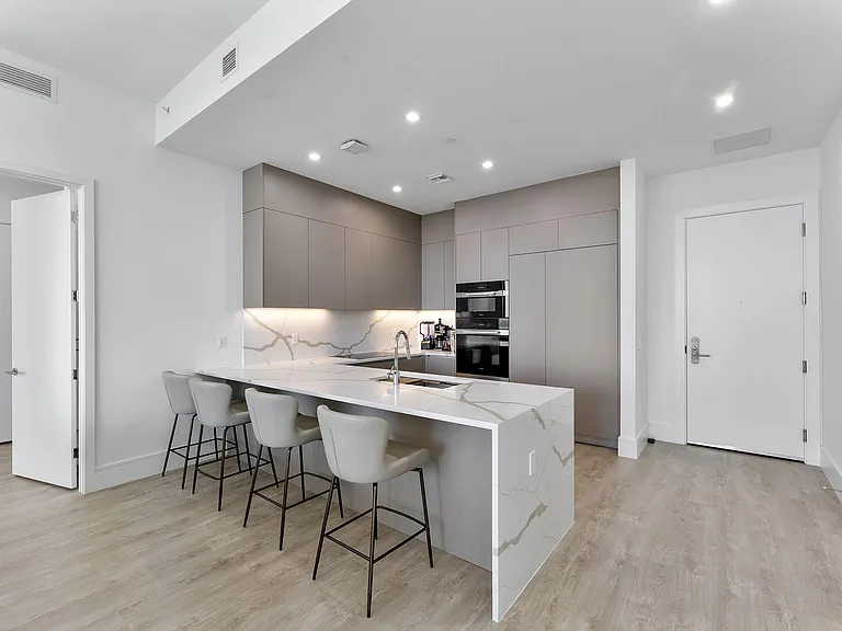 220 Lake Shore Dr #Penthouse 2321 — Photo 7