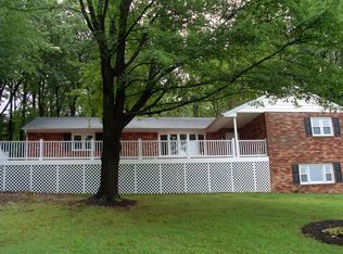 2953 Warehime Rd, Manchester, MD 21102