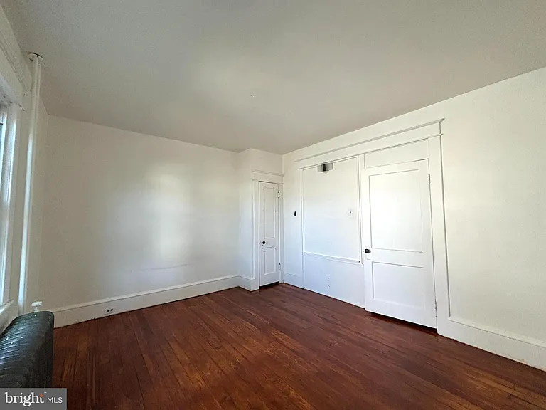 14 Simpson Ave — Photo 7