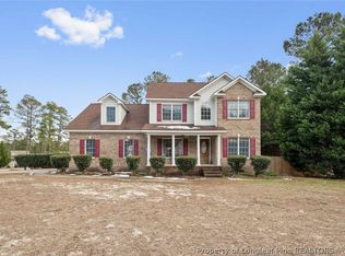 854 Stone Cross Dr, Spring Lake, NC 28390