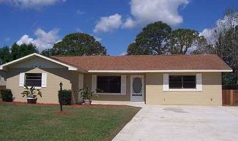 1st image of 1621 Sylvan Cir