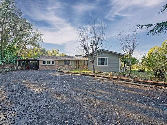 2nd image of 2780 Morts Ct
