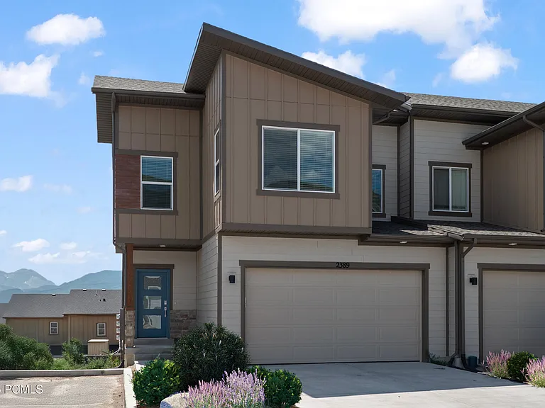 2389 N Wildwood Ln — Photo 10