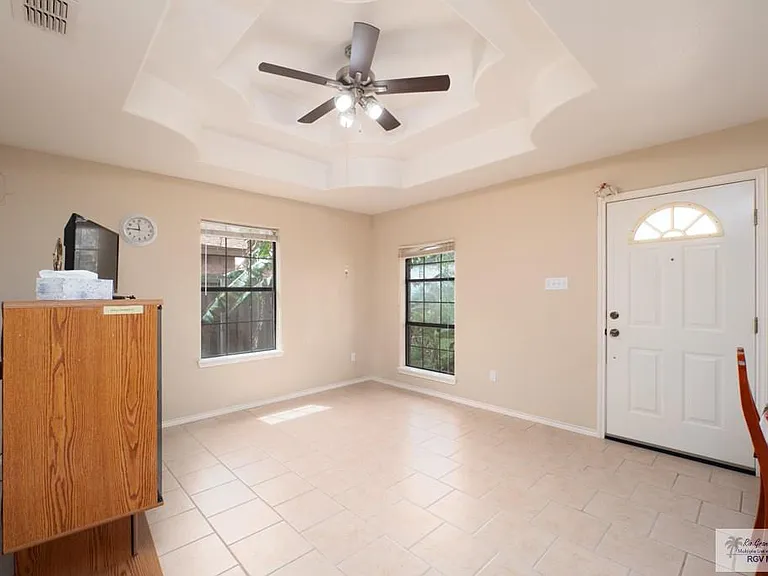 365 Mango Ln — Photo 3