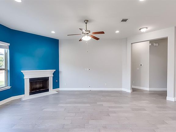 4th image of 1400 Little Elm Trl Unit 1206