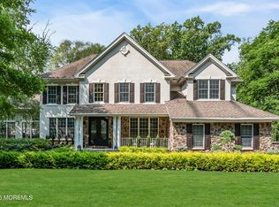 50 Beacon Hill Rd, Morganville, NJ 07751