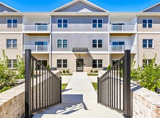 420 Capstone Dr #101, Lynchburg, VA