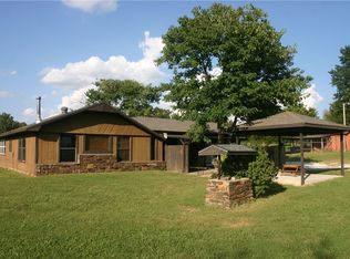 11236 Royal Oaks Rd, Prairie Grove, AR 72753