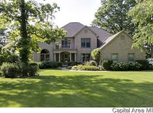 25 Forest Rdg, Springfield, IL 62707