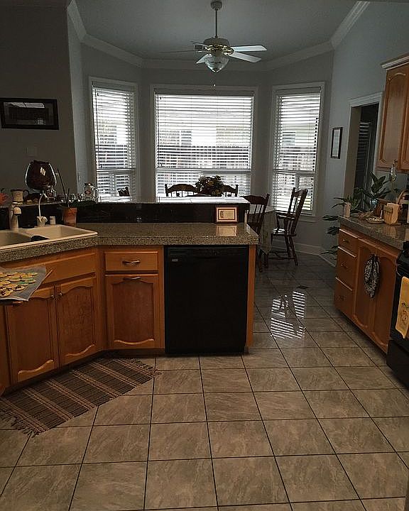 1st image of 5465 Indianwood Dr