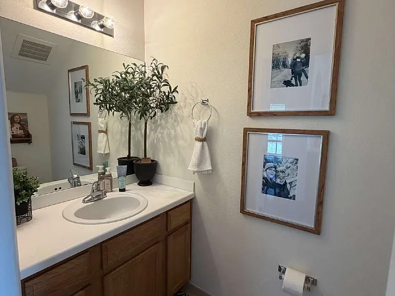 300 State St E #216 — Photo 12