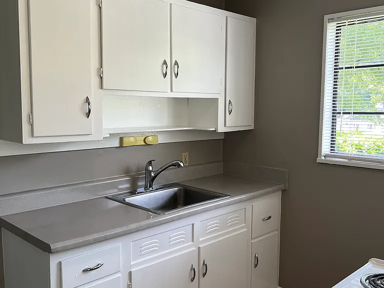 5125 Valley Stream Rd — Photo 16