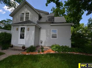 1904 L St, Tekamah, NE 68061