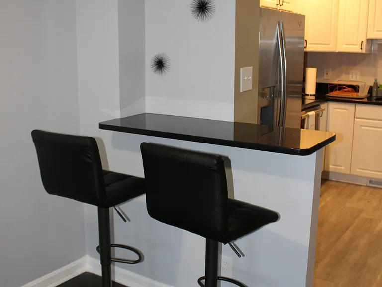 1225 James St — Photo 2