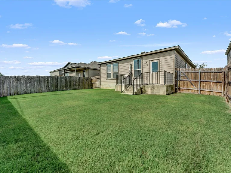 213 Ibis Falls Loop — Photo 32