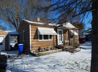 W190S7628 Circle Dr, Muskego, WI 53150