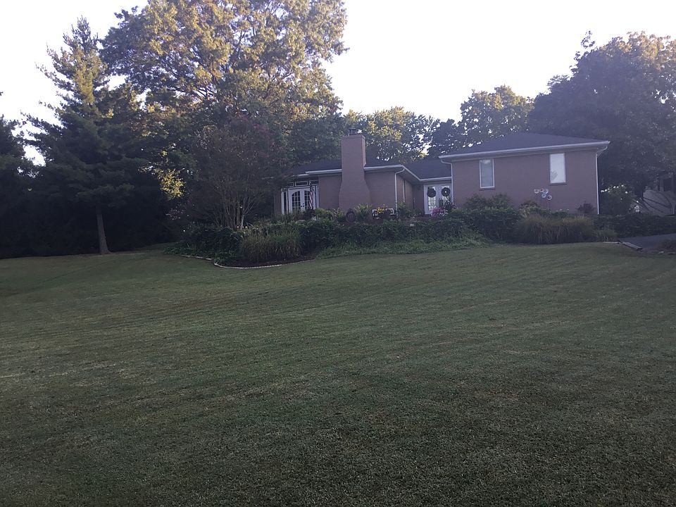 1st image of 4353 E Lincoln Dr