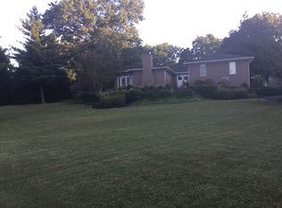 4353 E Lincoln Dr, Newburgh, IN 47630