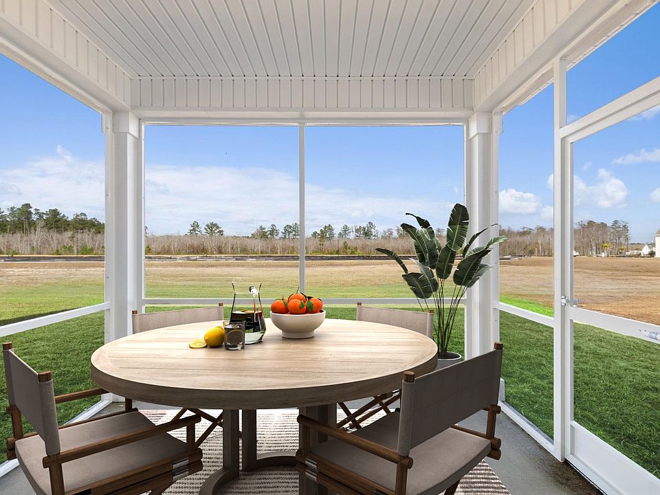 Screened Patio