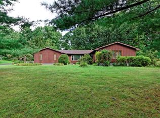 2223 Pine Ridge Rd, Niskayuna, NY 12309