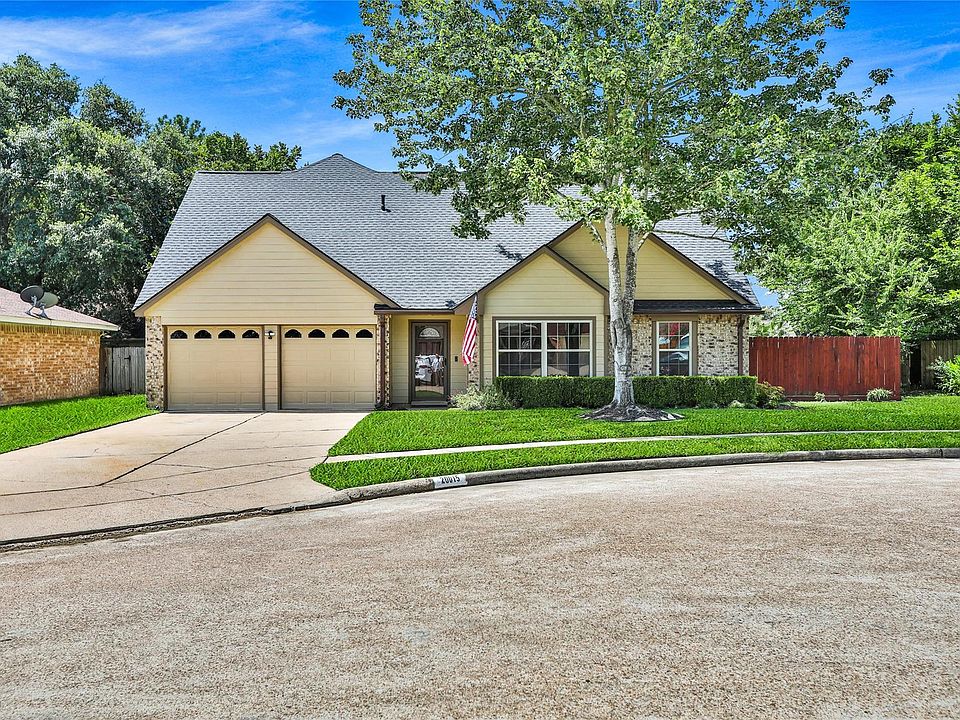1st image of 20015 Jasperwood Cir
