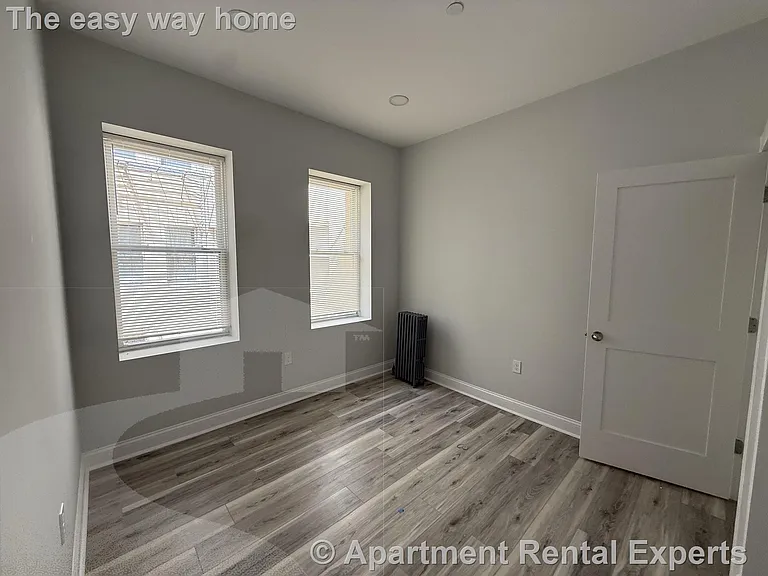 74 Kirkland St #2 — Photo 4