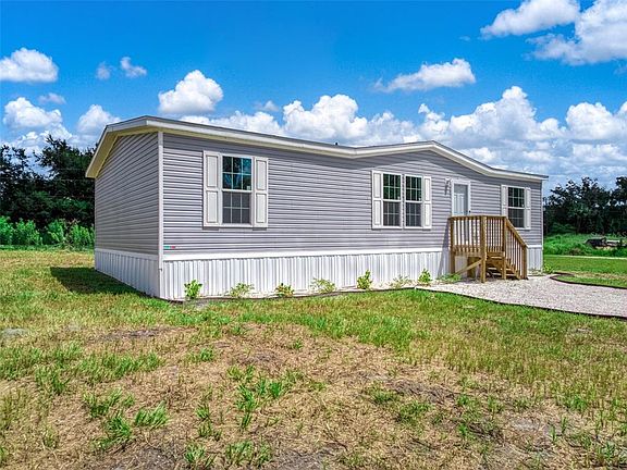 4th image of 762 SALLY PLACE